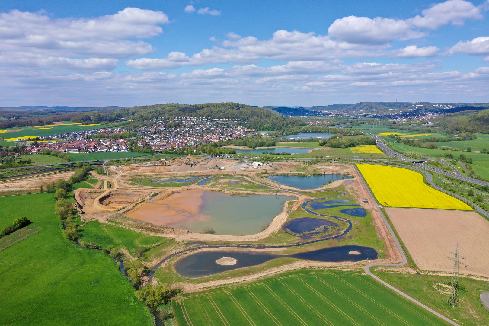 Holcim-Quarzkieswerk Niederweimar – Rekultivierung mit hohem Anspruch