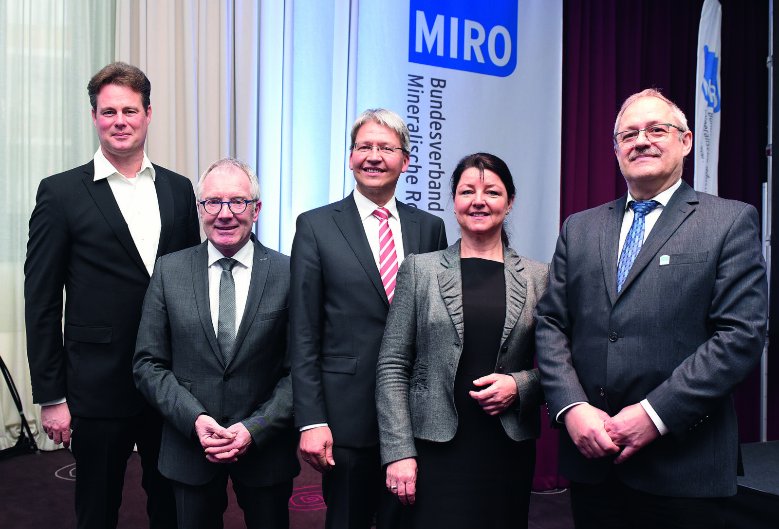 Gruppenfoto: Neuer MIRO-Vorstand