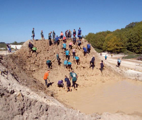 Der internationale Hindernislauf Mud Masters Obstacle Run lockt jährlich mehr als 20.000 Läufer in den Betrieb.